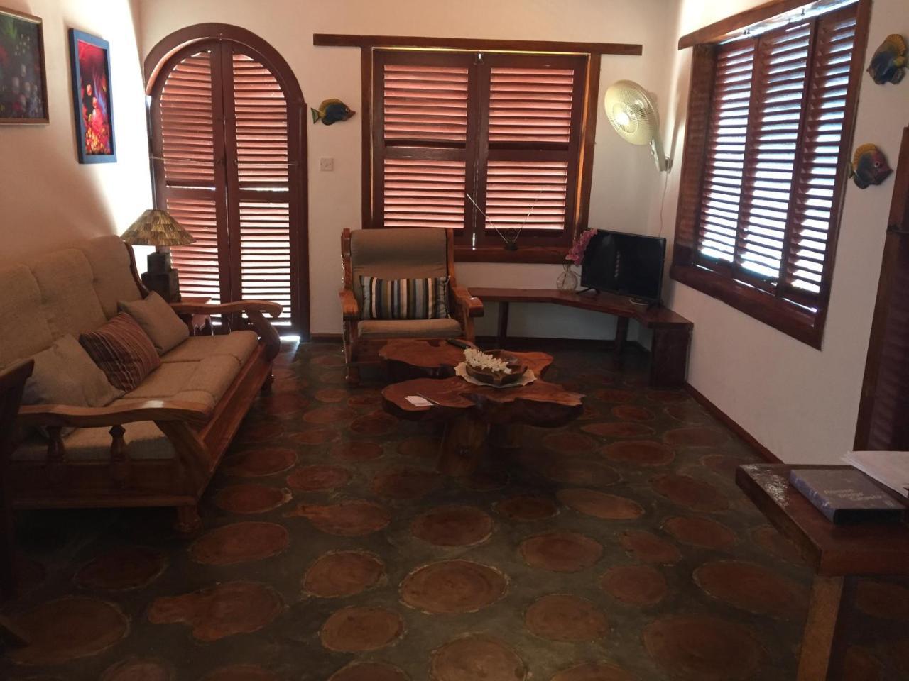Le Grand Bleu Villas Baie Sainte Anne Εξωτερικό φωτογραφία