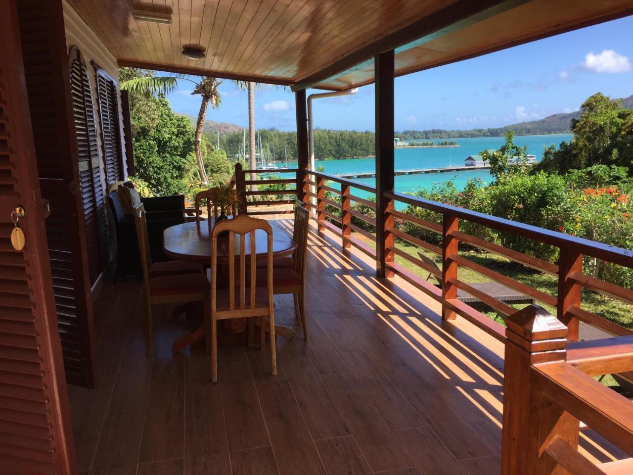 Le Grand Bleu Villas Baie Sainte Anne Εξωτερικό φωτογραφία
