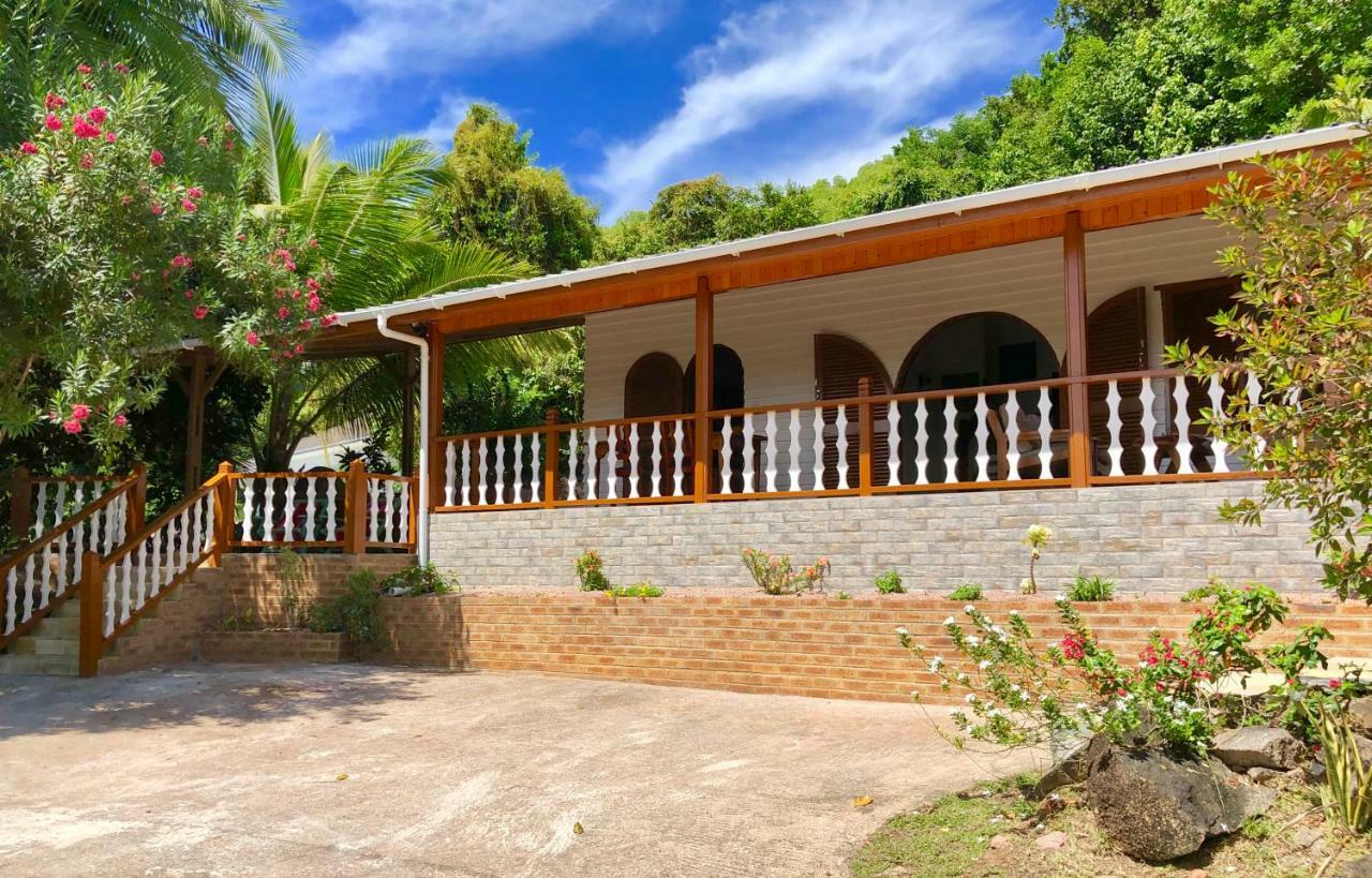 Le Grand Bleu Villas Baie Sainte Anne Εξωτερικό φωτογραφία