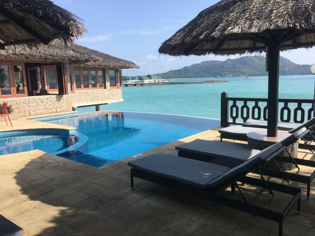 Le Grand Bleu Villas Baie Sainte Anne Εξωτερικό φωτογραφία
